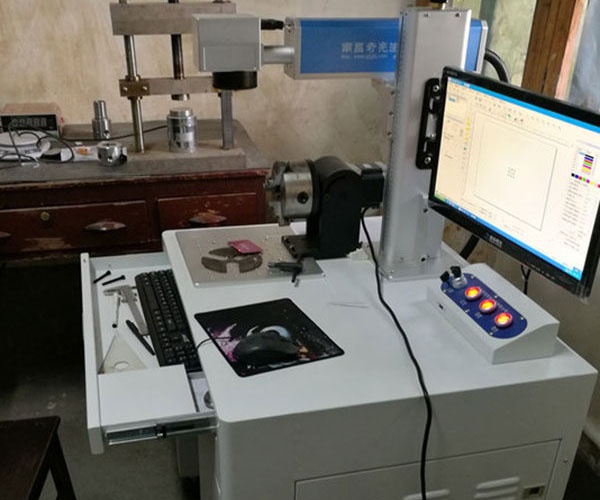 五金閥門激光刻字機(jī)