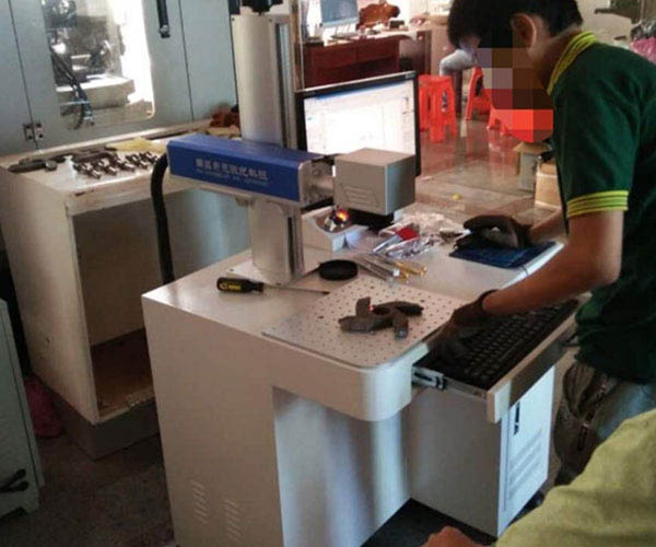 木工刀具激光刻字機